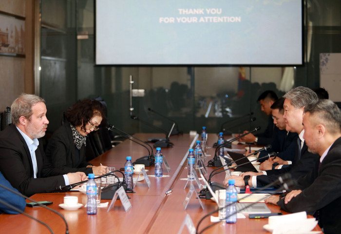 Views exchanged with ADB on satellite city projects