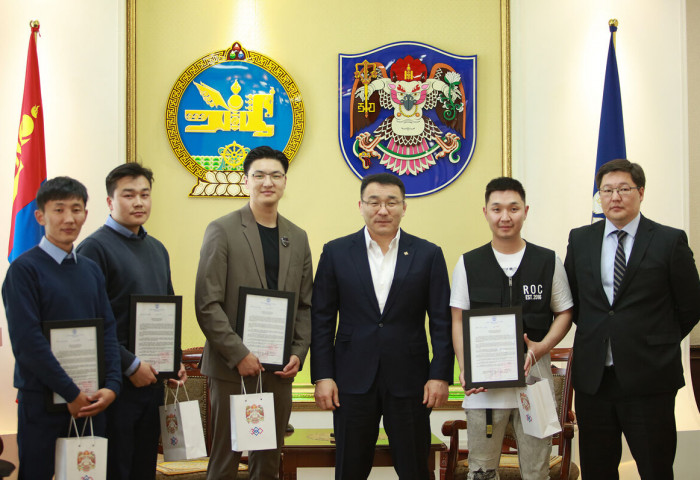 Ulaanbaatar Mayor issues order to support street food businesses